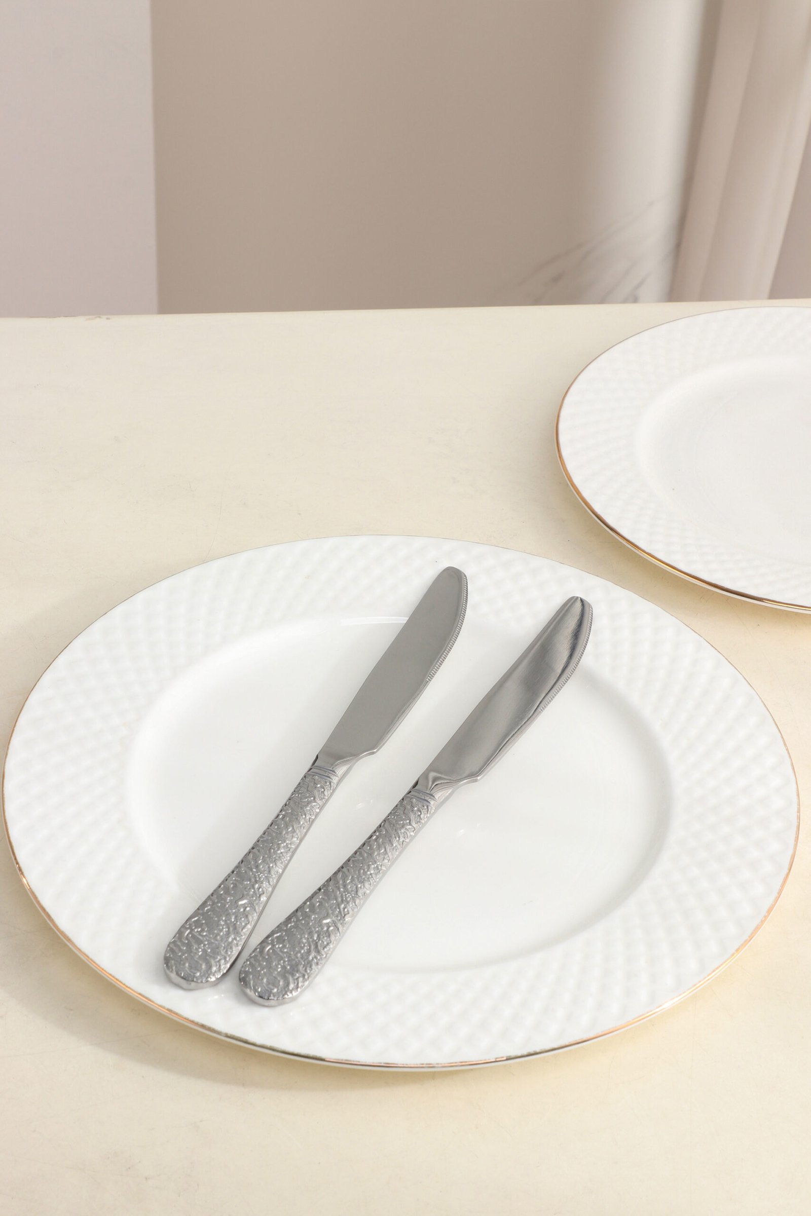 ORCHID ARTISTIC SS SET OF 2 TABLE KNIVES