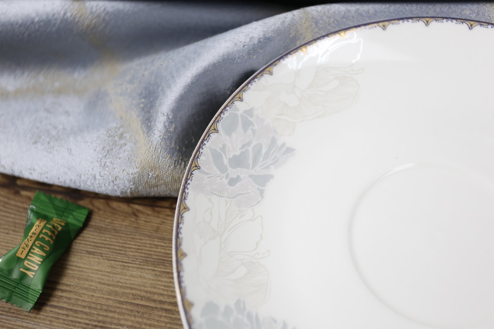 浮雕杯碟11 (15) ORCHID 12PCS NBC CUP AND SAUCER SET LOTUS